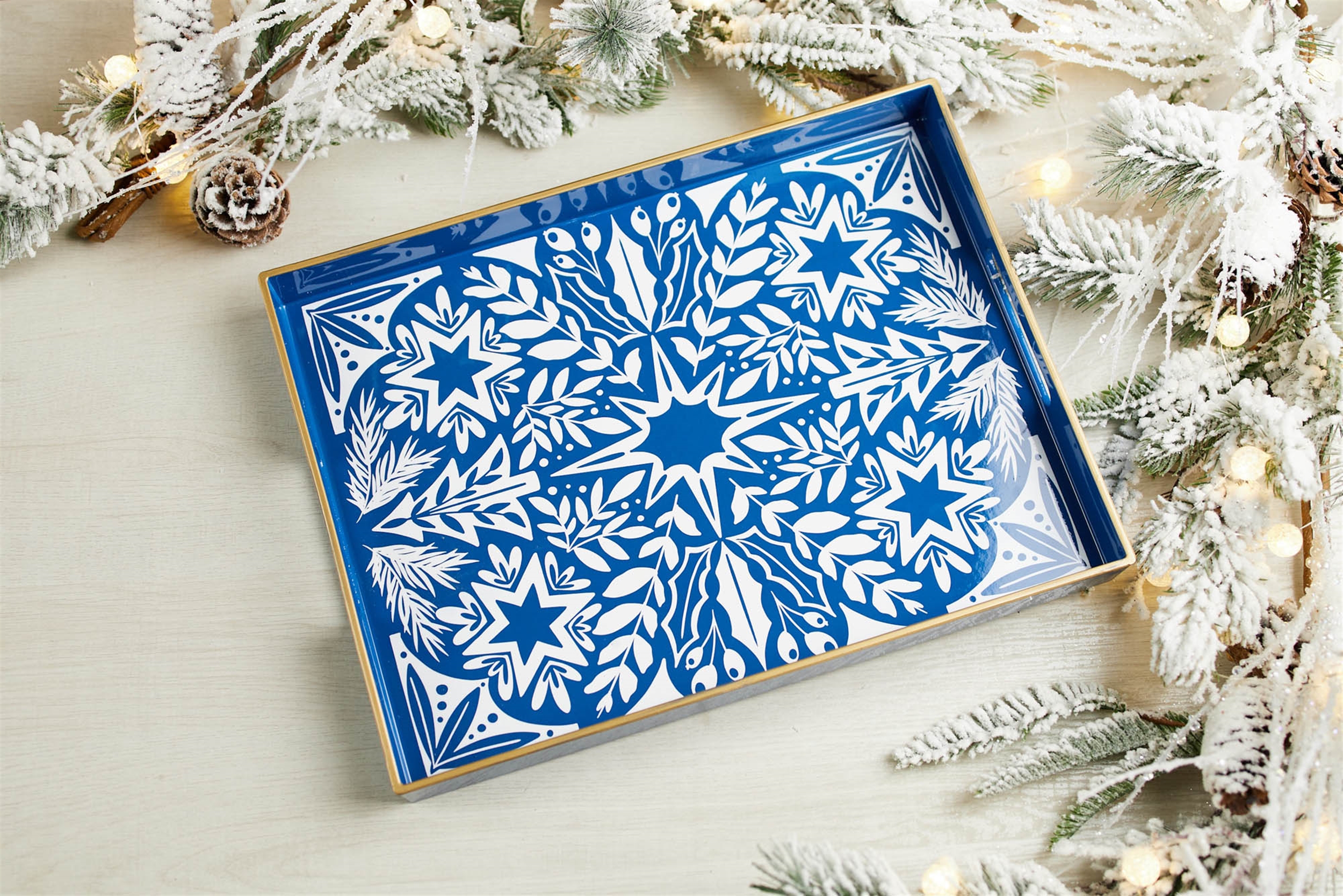 Rectangle Tray 15.75"L x 12"W x 1.75"H Plastic - Image 2