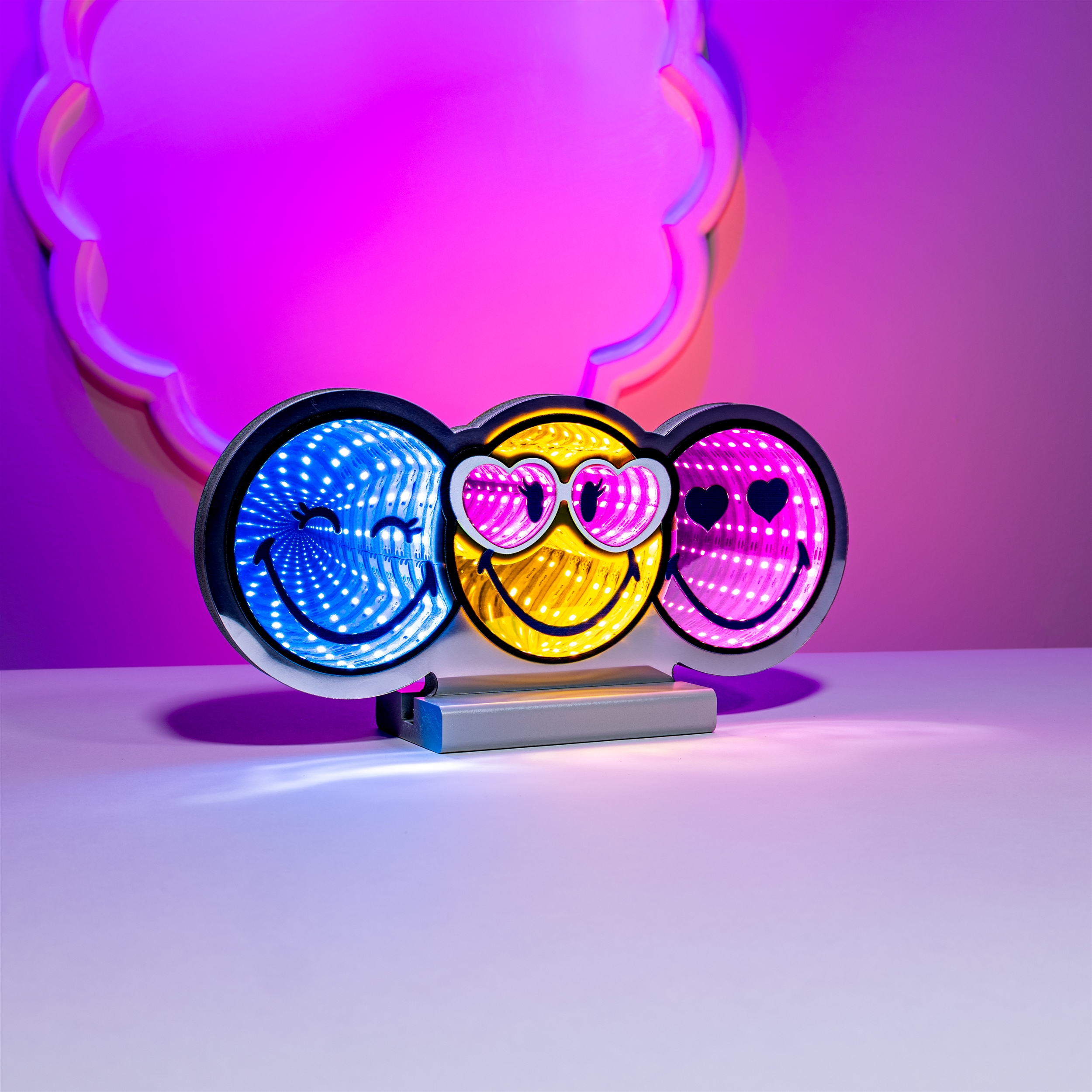 SmileyWorld® Trio Smiley Ekkolight 11.5"L - Image 2
